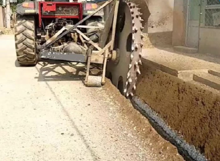 Chain-Trencher-and-Disc-Trencher